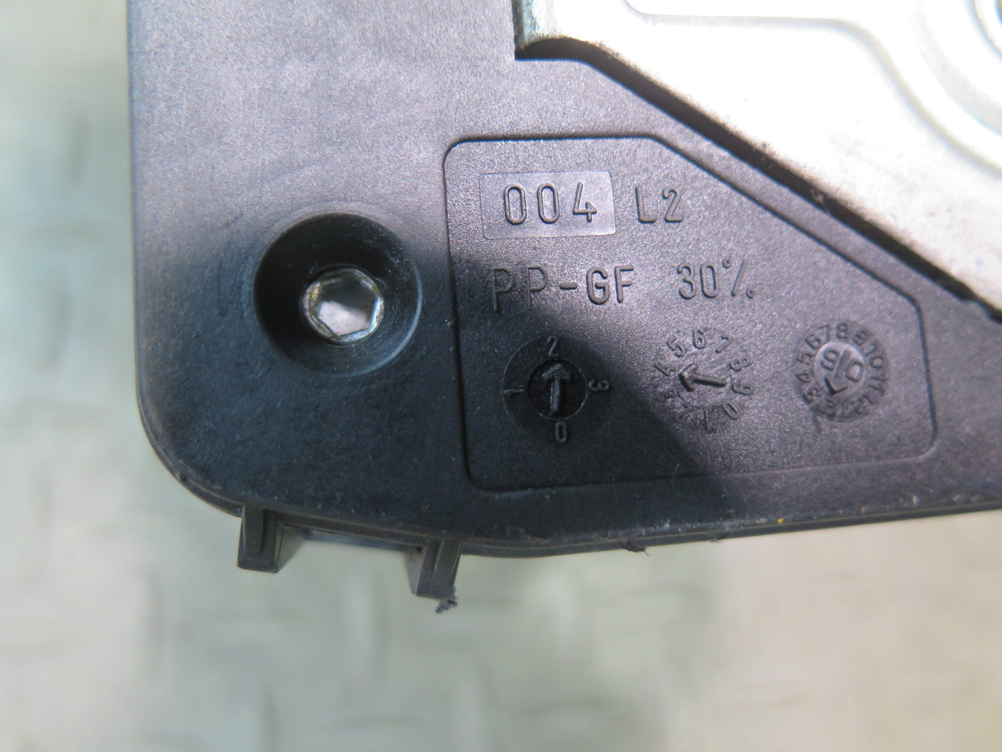 05-11 Mercedes R171 Slk-class Left Door Lock Latch Actuator OEM