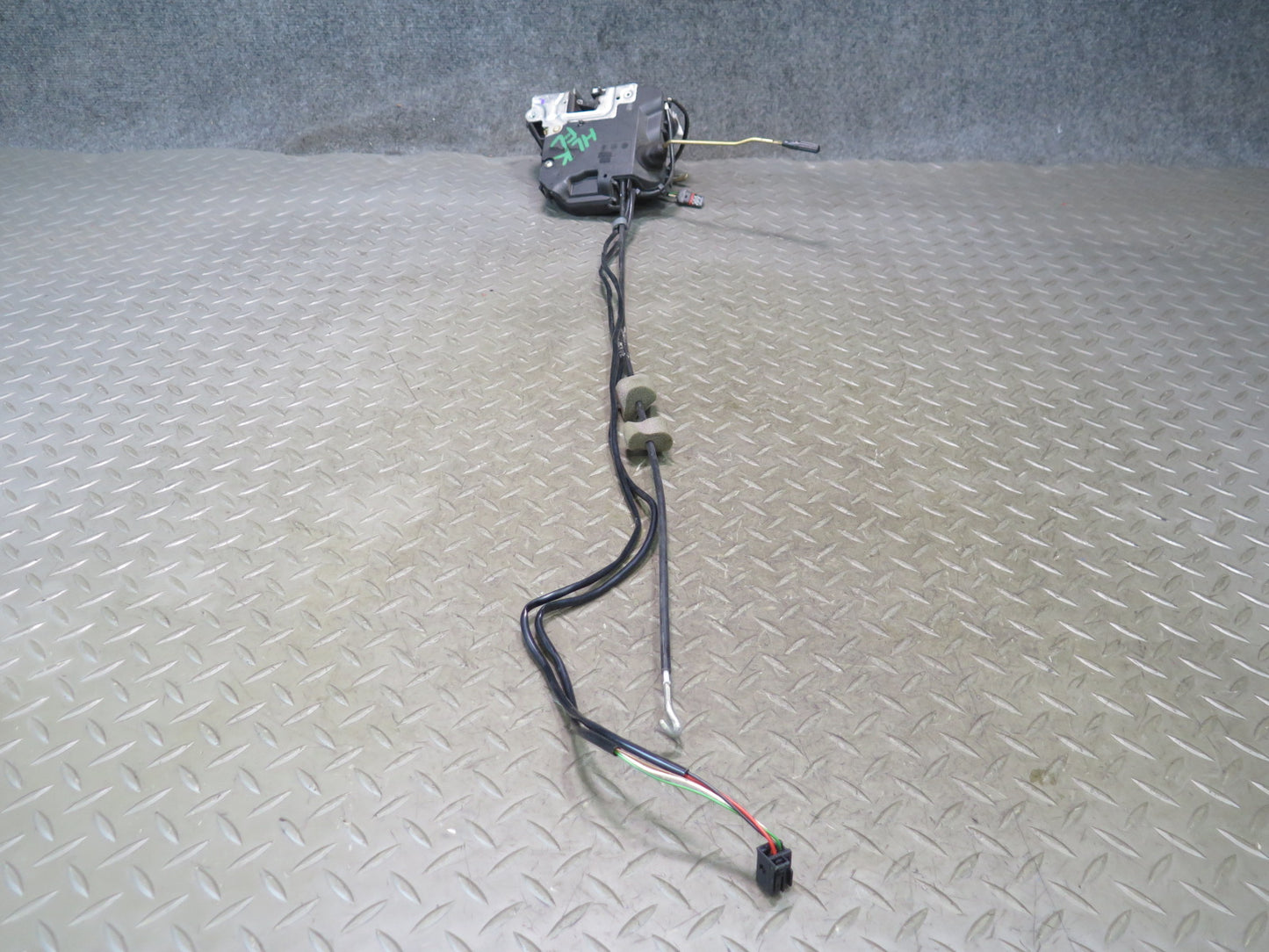 05-11 Mercedes R171 Slk-class Left Door Lock Latch Actuator OEM