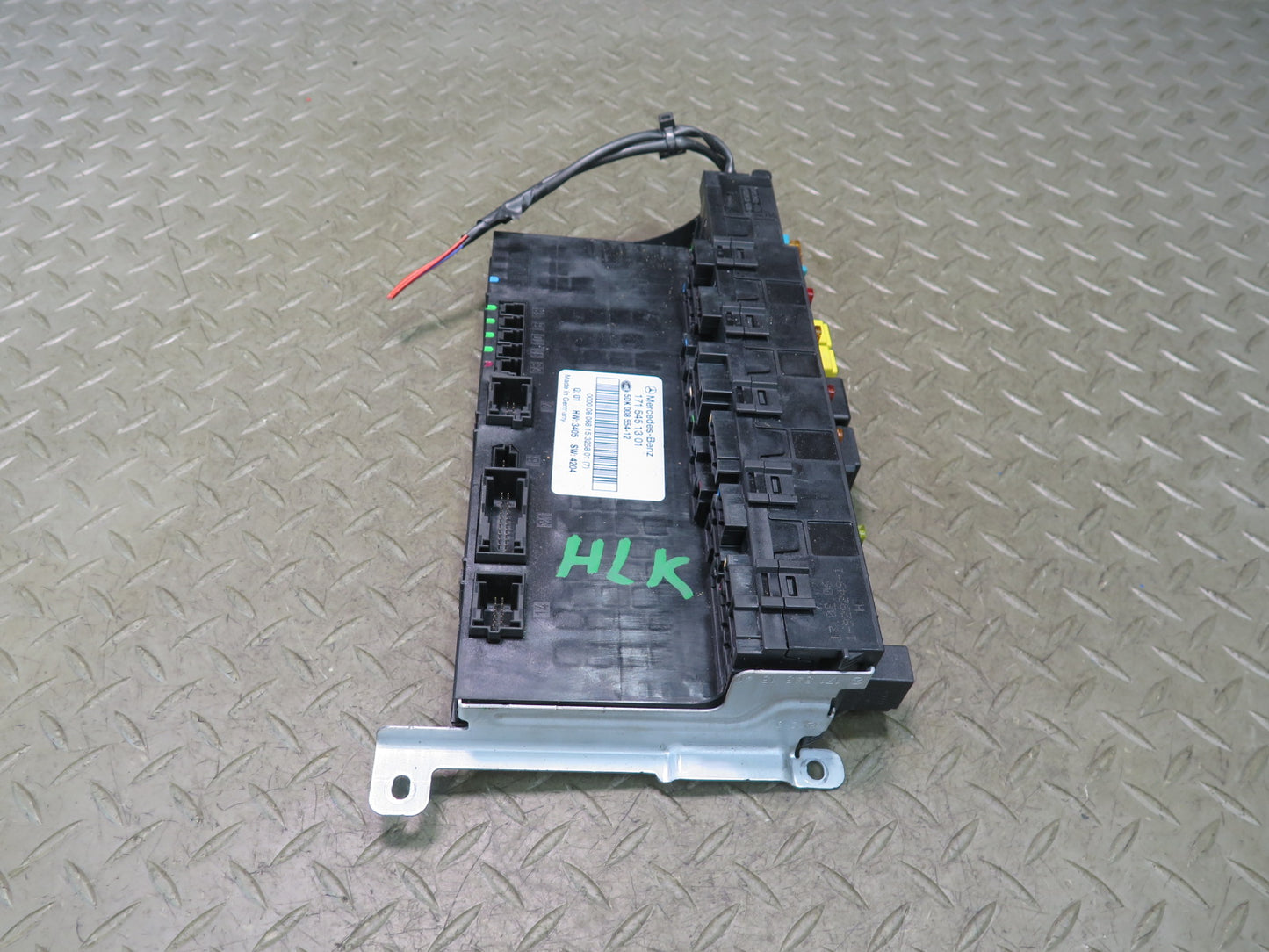 05-11 Mercedes R171 Slk-class Rear SAM Fuse Relay Box Module 1715451301 OEM