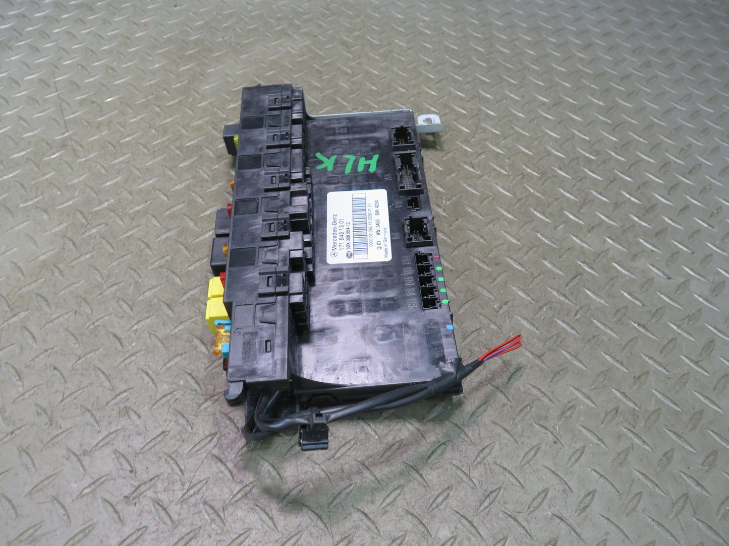 05-11 Mercedes R171 Slk-class Rear SAM Fuse Relay Box Module 1715451301 OEM