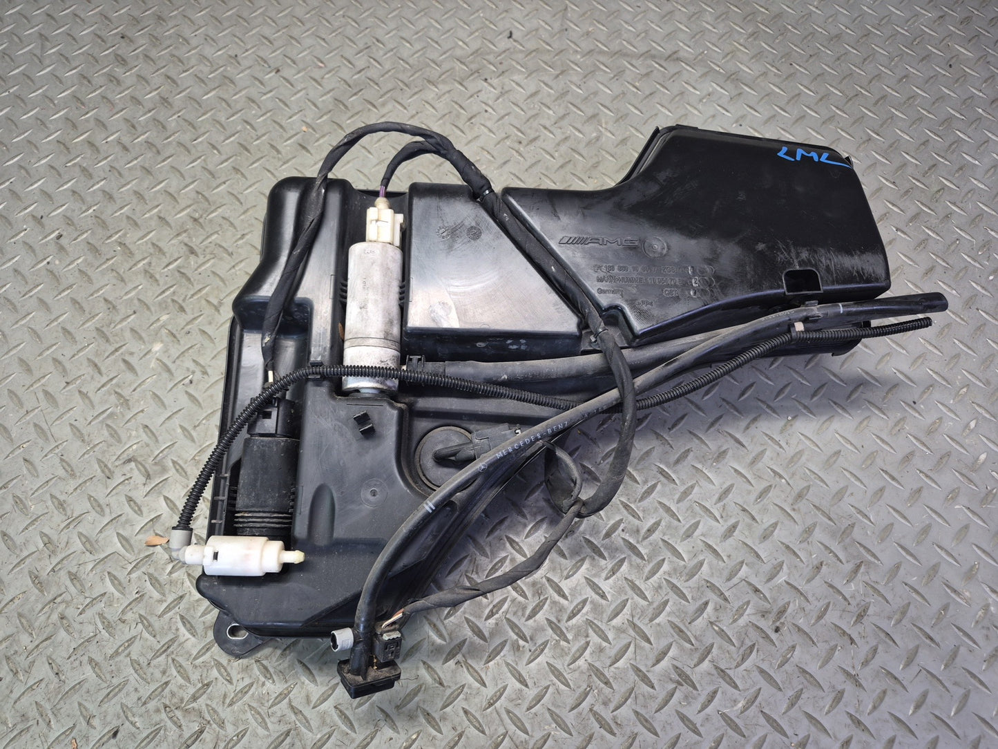 2012-2015 Mercedes W166 ML63 AMG Windshield Washer Fluid Reservoir Tank W/ Pump