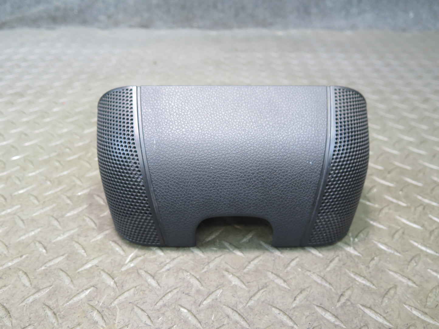 05-11 Mercedes R171 Slk-class Center Console Upper Trim Panel w Speakers OEM