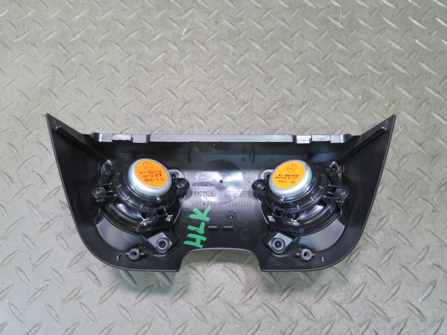05-11 Mercedes R171 Slk-class Center Console Upper Trim Panel w Speakers OEM