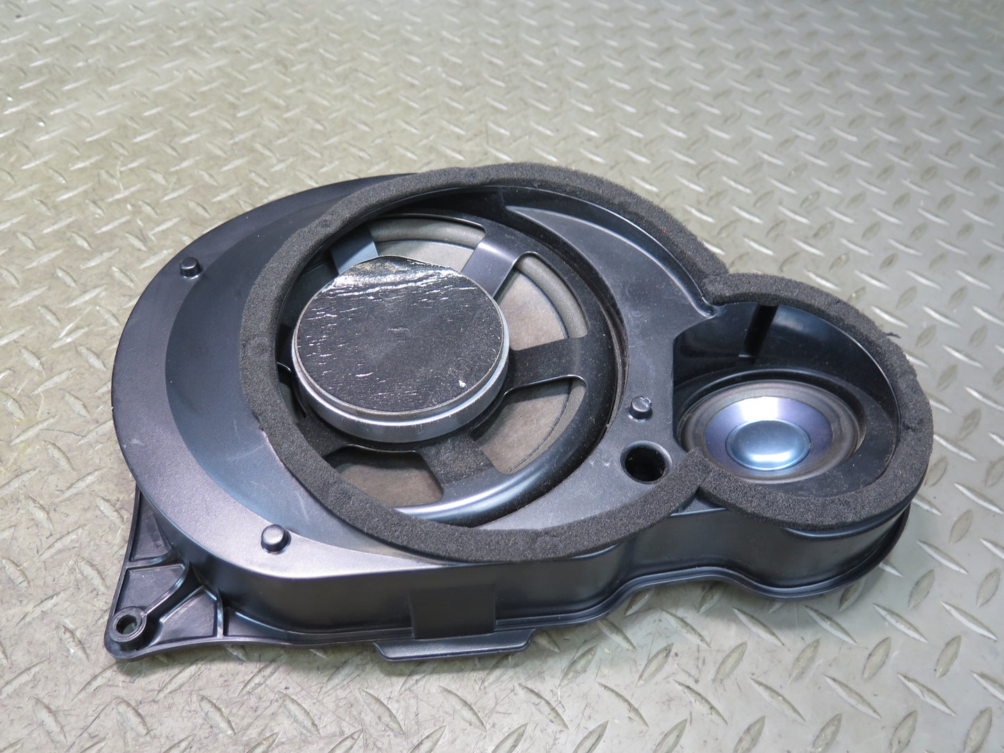 05-11 Mercedes R171 Slk-class Set of 2 Harman Kardon Door Speaker OEM