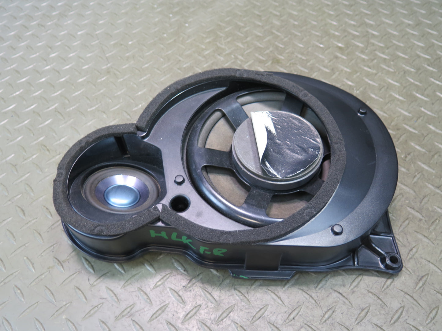 05-11 Mercedes R171 Slk-class Set of 2 Harman Kardon Door Speaker OEM