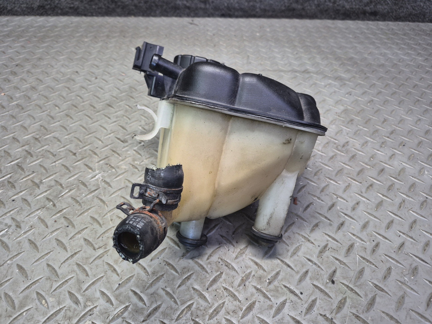 2012-2019 Mercedes X166 W166 ML GLE Coolant Expansion Overflow Reservoir Tank