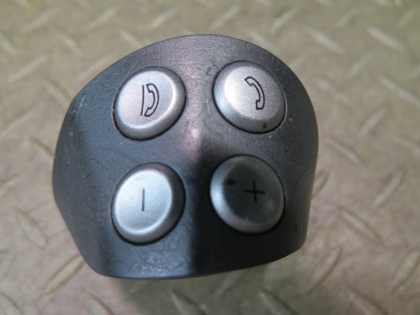 05-11 Mercedes R171 Slk-class Steering Wheel Phone Control Button Switch OEM
