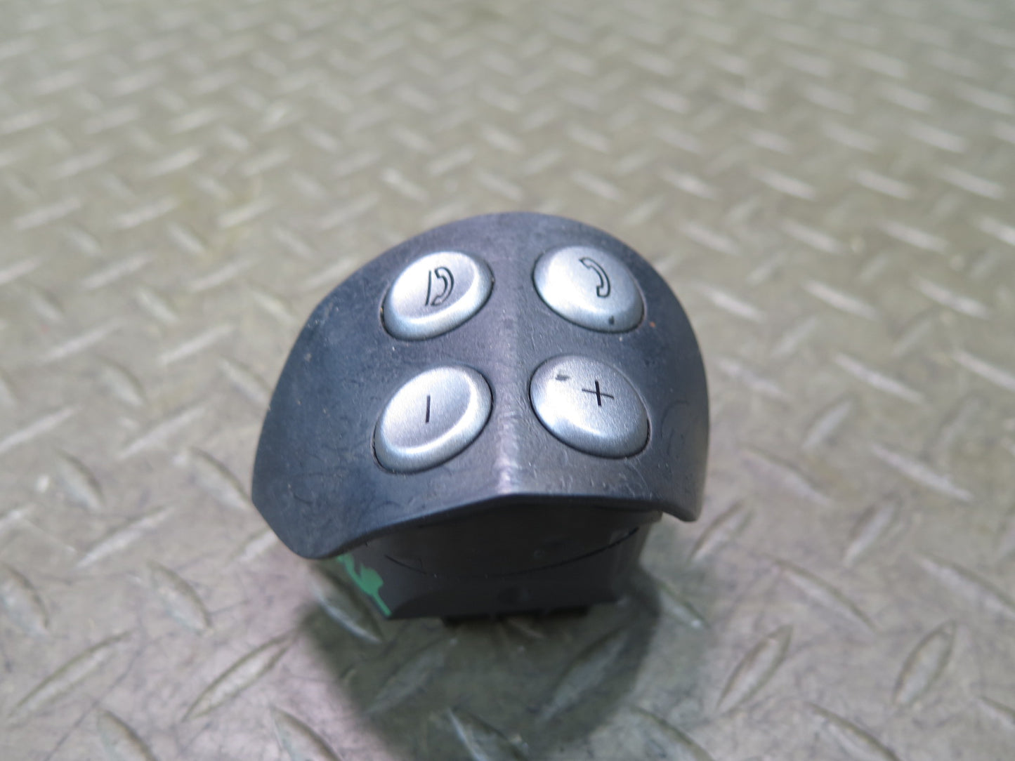 05-11 Mercedes R171 Slk-class Steering Wheel Phone Control Button Switch OEM
