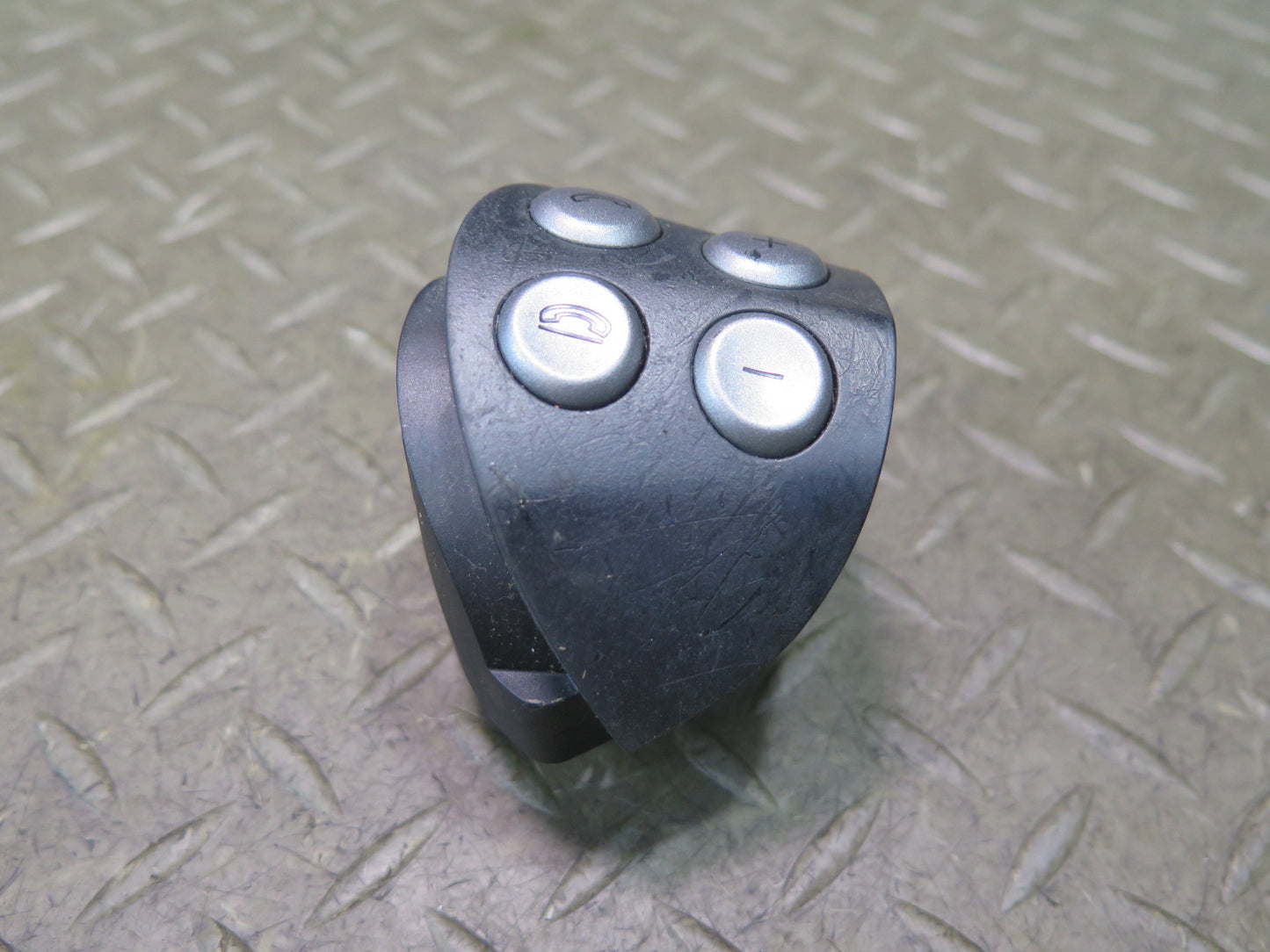 05-11 Mercedes R171 Slk-class Steering Wheel Phone Control Button Switch OEM