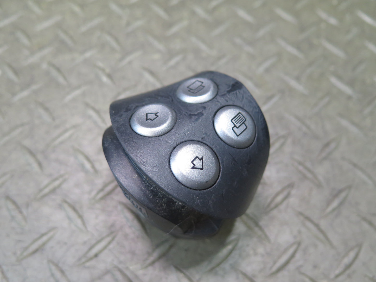 05-11 Mercedes R171 Slk-class Steering Wheel Display Toggle Button Switch OEM
