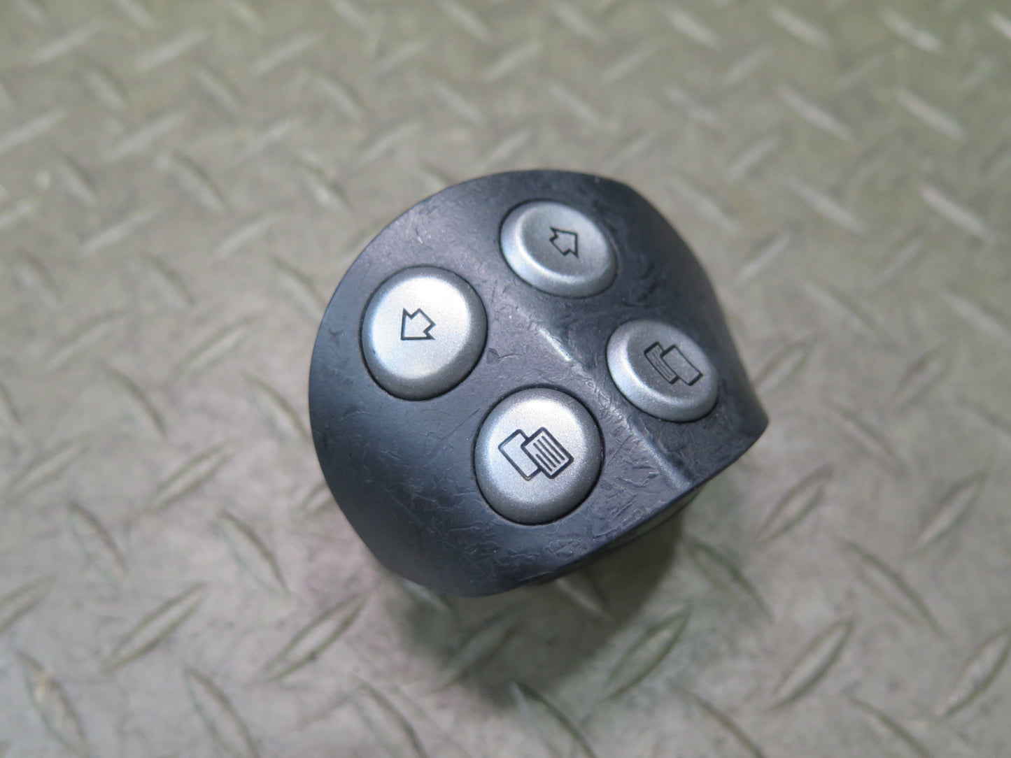 05-11 Mercedes R171 Slk-class Steering Wheel Display Toggle Button Switch OEM