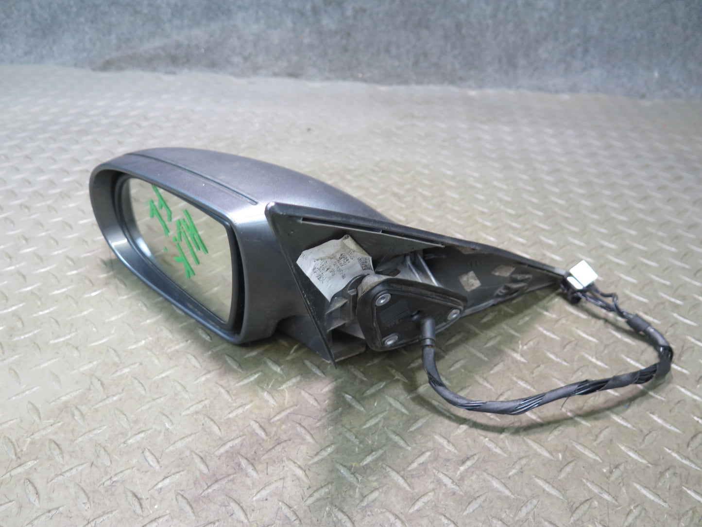 05-08 Mercedes R171 SLK Left Exterior Side View Mirror Graphite Metallic OEM