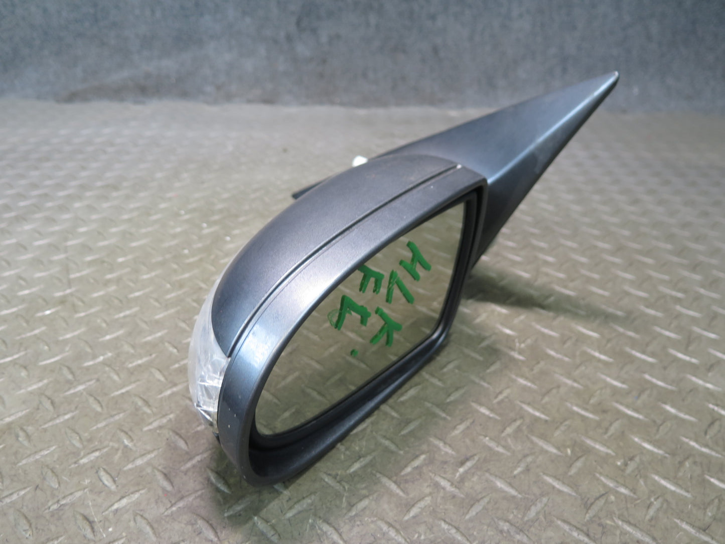 05-08 Mercedes R171 SLK Left Exterior Side View Mirror Graphite Metallic OEM