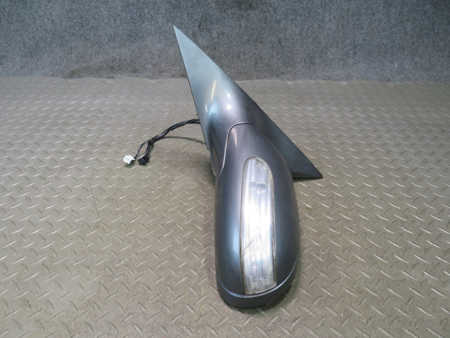 05-08 Mercedes R171 SLK Left Exterior Side View Mirror Graphite Metallic OEM