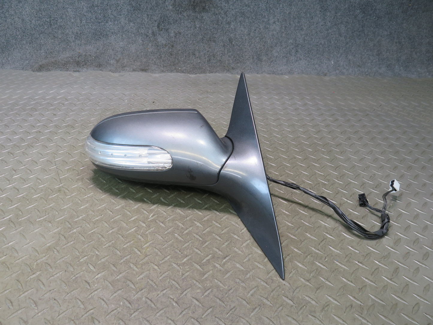 05-08 Mercedes R171 SLK Right Exterior Side View Mirror Graphite Metallic OEM