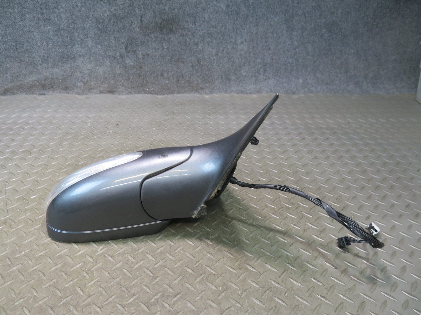 05-08 Mercedes R171 SLK Right Exterior Side View Mirror Graphite Metallic OEM