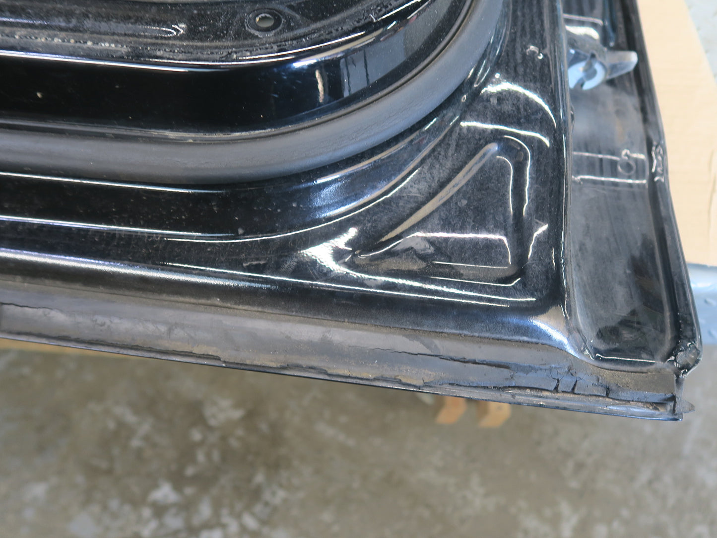 2012-2019 Mercedes W166 GLE ML Front Left Side Door Shell Panel W/ Glass Damaged