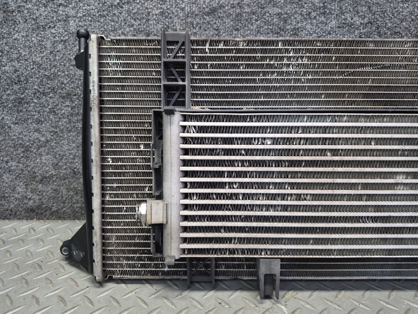 2012-2015 Mercedes W166 ML63 AMG 5.5L Engine Motor Cooling Radiator Assembly