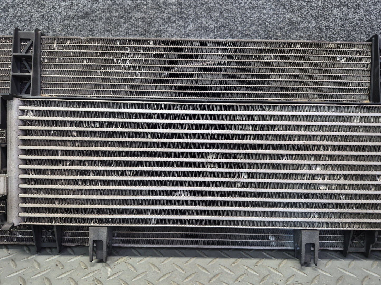 2012-2015 Mercedes W166 ML63 AMG 5.5L Engine Motor Cooling Radiator Assembly