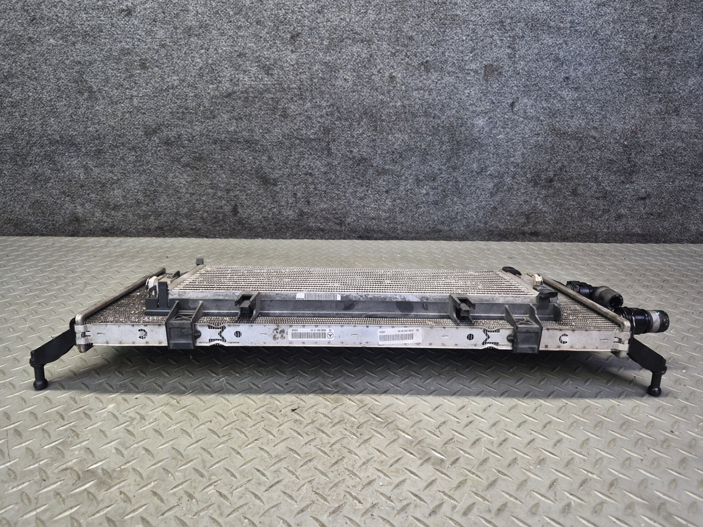 2012-2015 Mercedes W166 ML63 AMG 5.5L Engine Motor Cooling Radiator Assembly