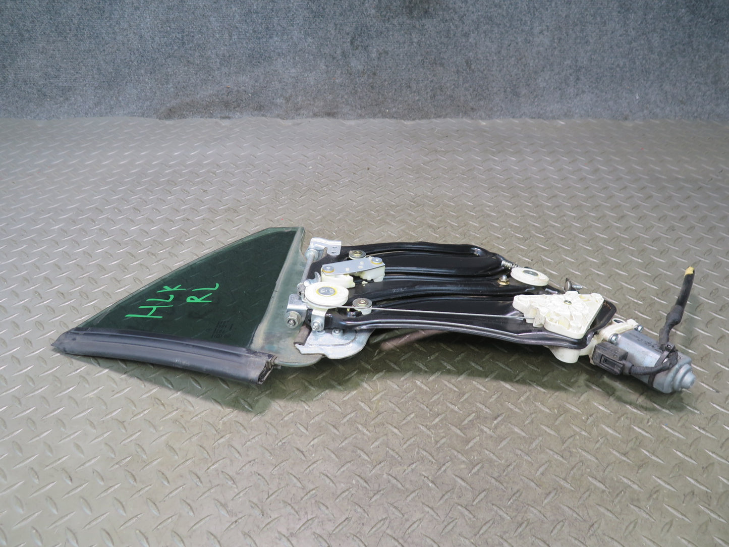 05-11 Mercedes R171 SLK Convertible Rear Left Window Regulator w Motor & Glass