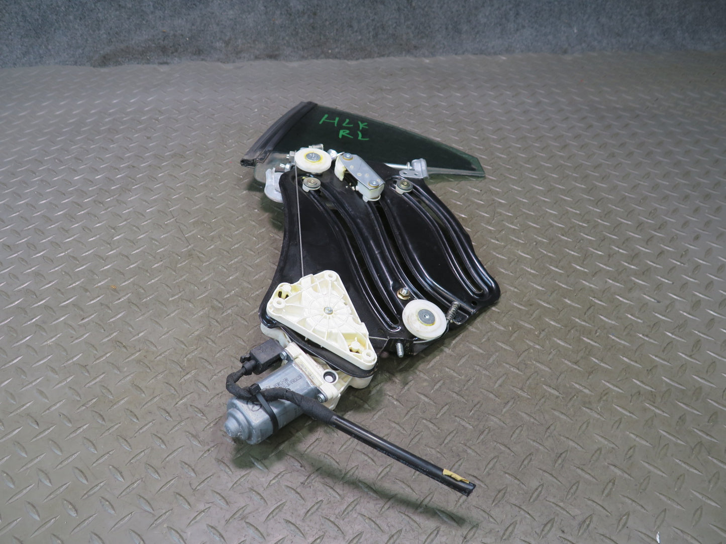05-11 Mercedes R171 SLK Convertible Rear Left Window Regulator w Motor & Glass