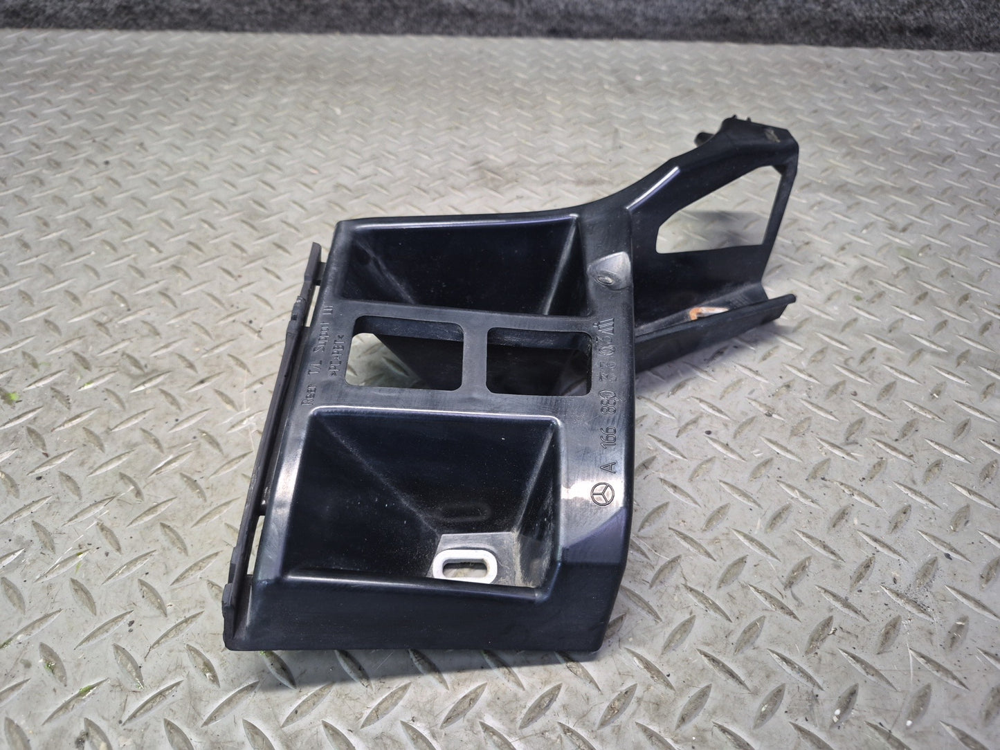 2012-2015 Mercedes X166 W166 Ml-class Rear Left Right Bumper Support Bracket Set