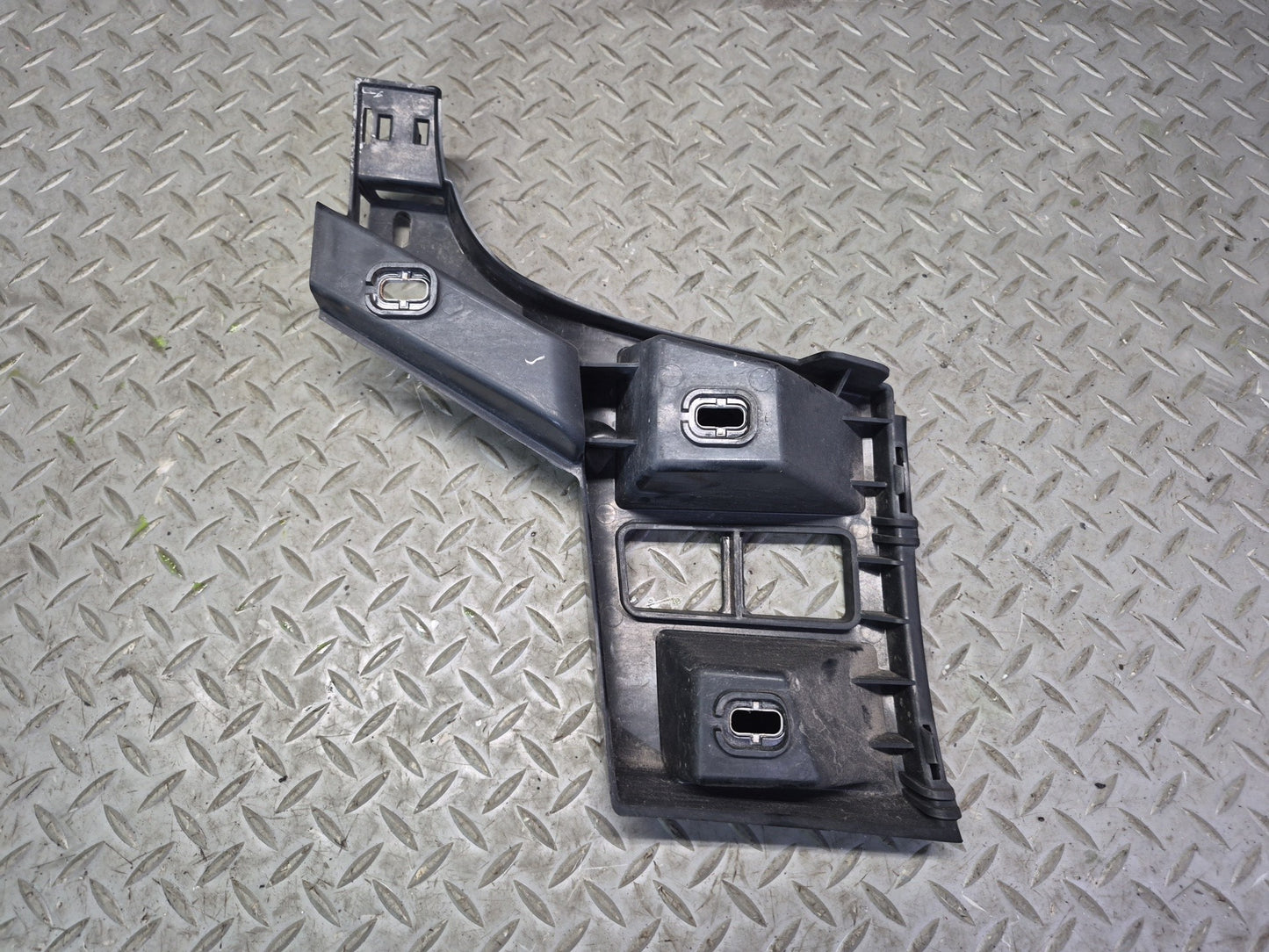 2012-2015 Mercedes X166 W166 Ml-class Rear Left Right Bumper Support Bracket Set