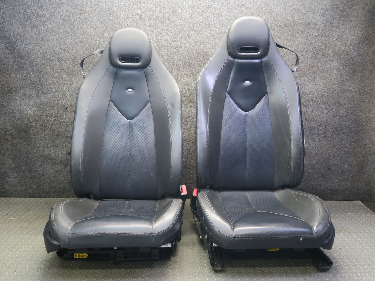 05-06 Mercedes R171 SLK Front Left Right Designo Leather Sport Heat Seat Set OEM
