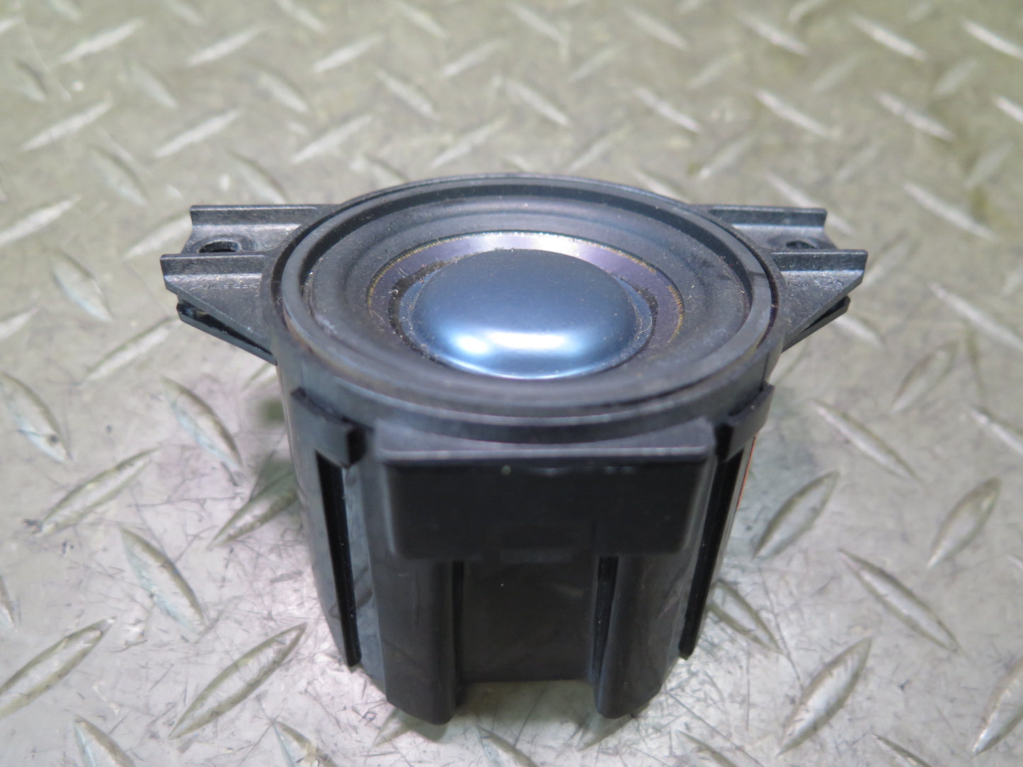 05-11 Mercedes R171 Slk-class Dash Front Center Tweeter Speaker 1718200002 OEM