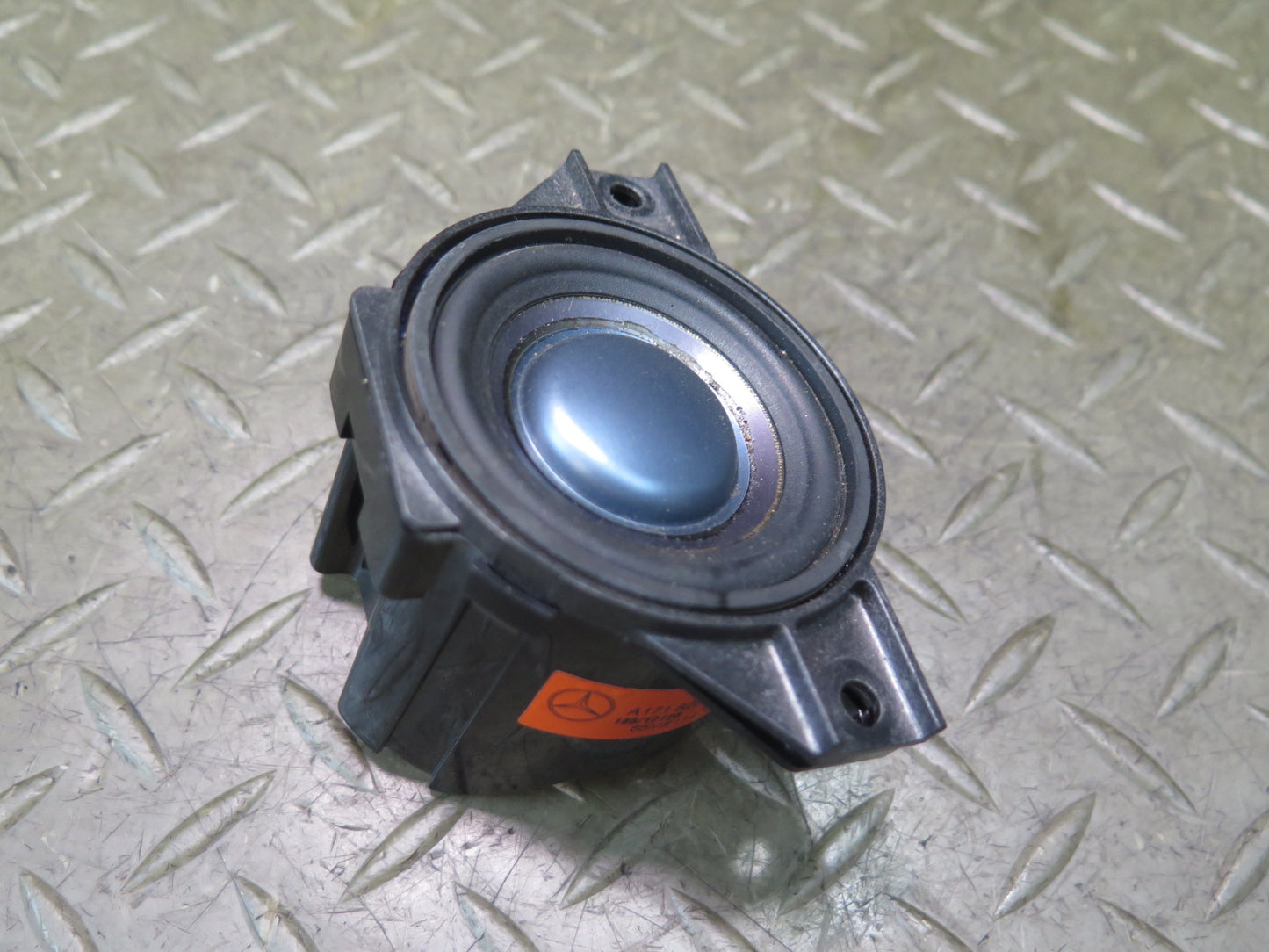 05-11 Mercedes R171 Slk-class Dash Front Center Tweeter Speaker 1718200002 OEM