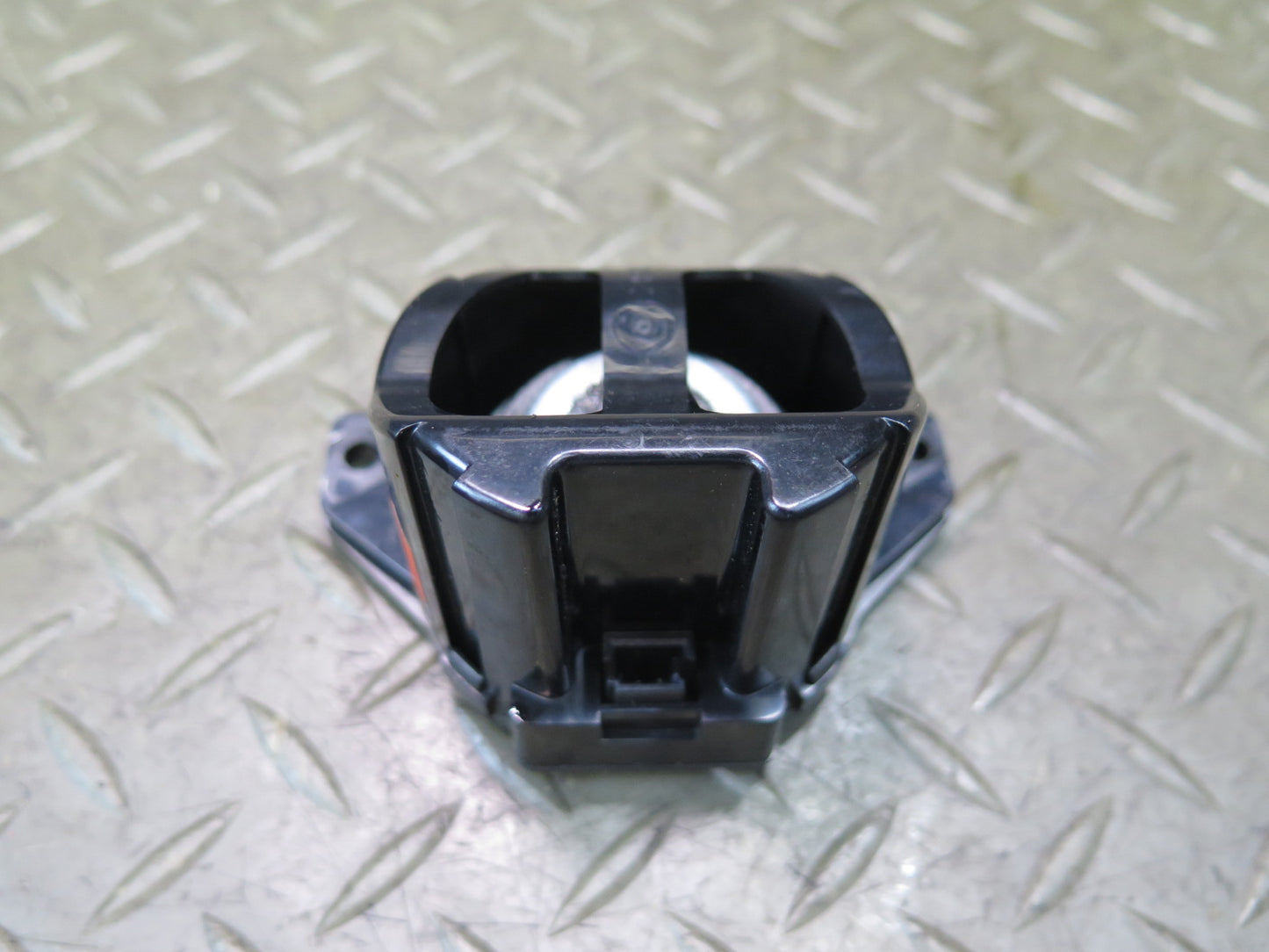 05-11 Mercedes R171 Slk-class Dash Front Center Tweeter Speaker 1718200002 OEM