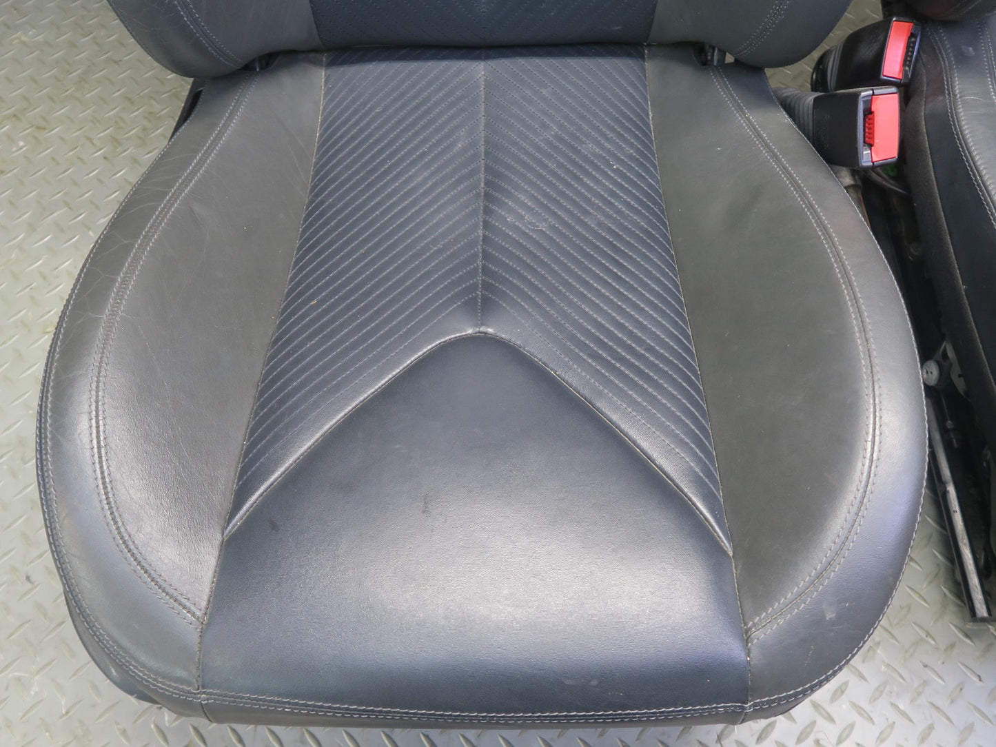 05-06 Mercedes R171 SLK Front Left Right Designo Leather Sport Heat Seat Set OEM