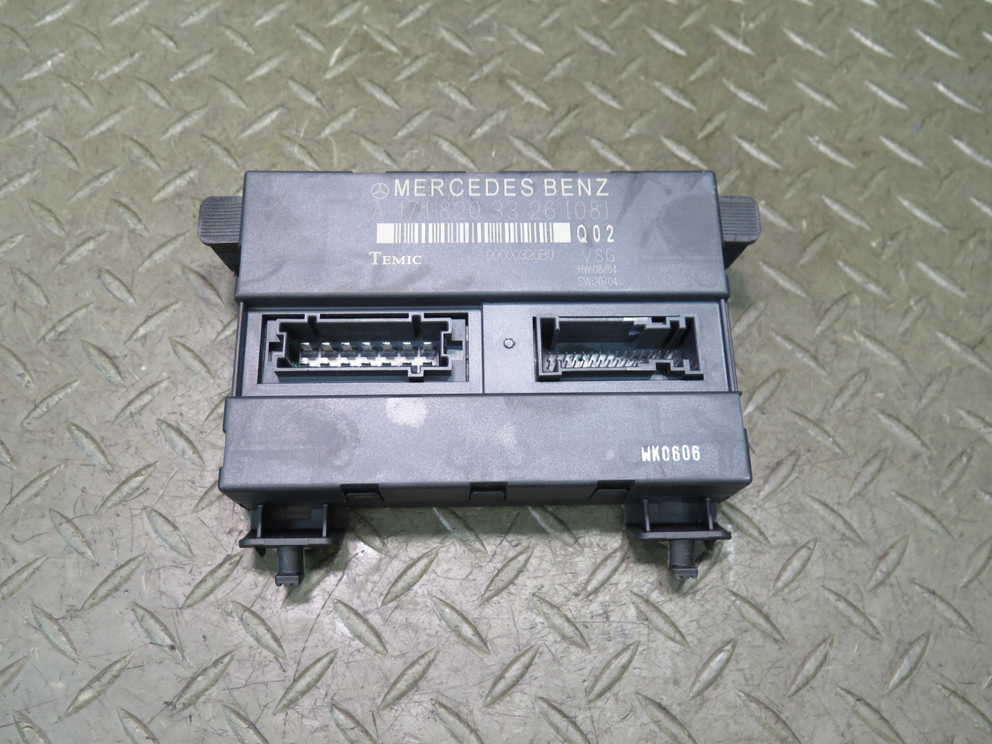 05-11 Mercedes R171 Slk-class Convertible TOP Roof Control Module 1718203326 OEM
