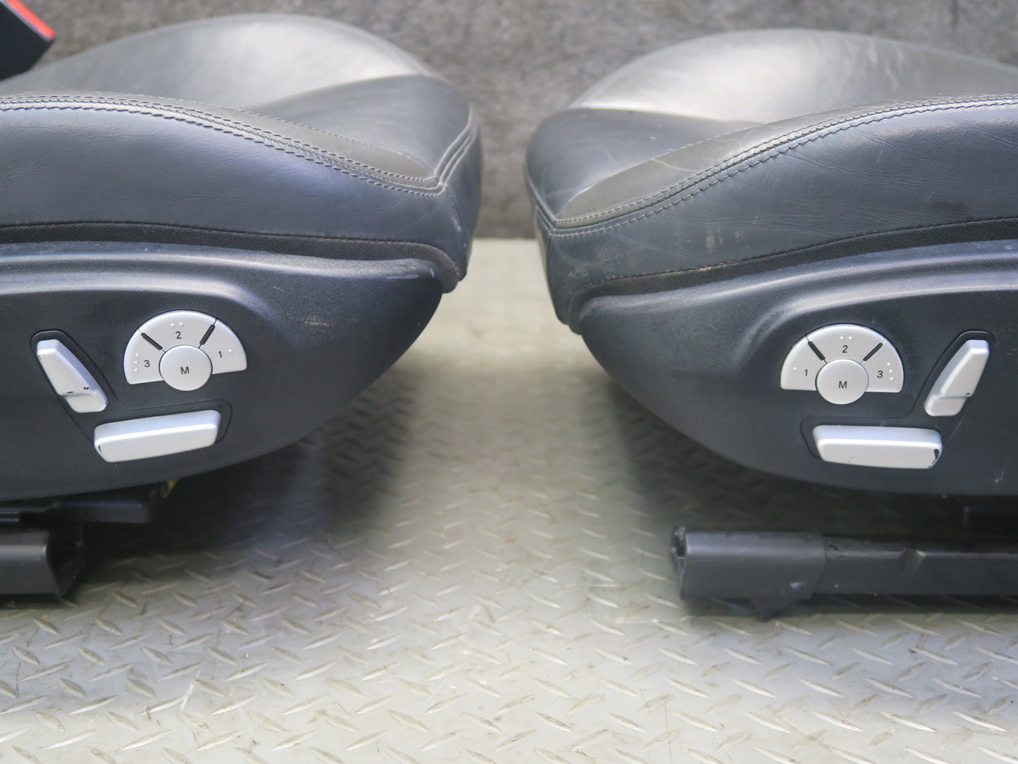 05-06 Mercedes R171 SLK Front Left Right Designo Leather Sport Heat Seat Set OEM