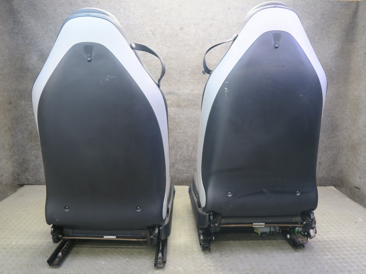 05-06 Mercedes R171 SLK Front Left Right Designo Leather Sport Heat Seat Set OEM