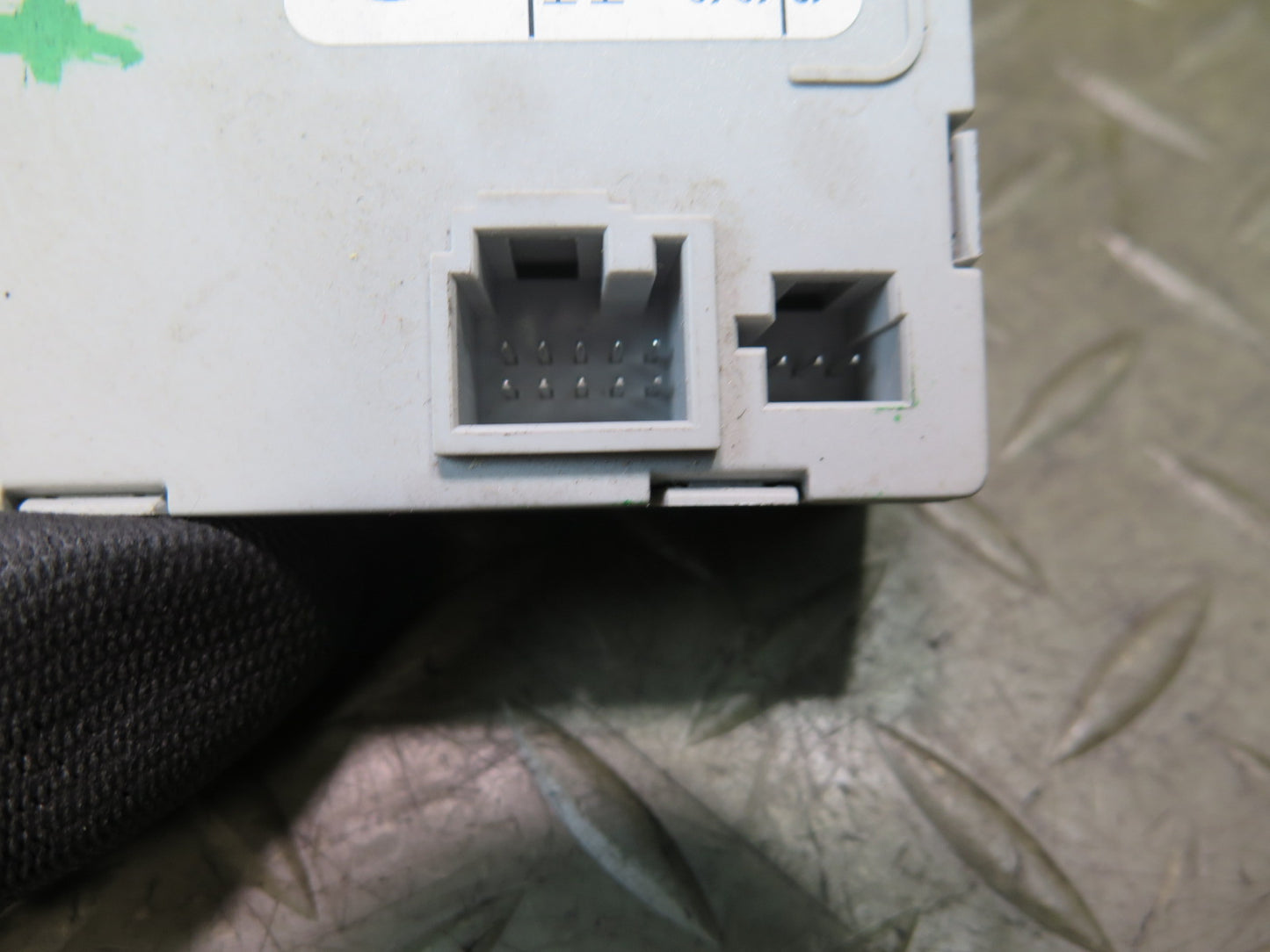05-11 Mercedes R171 Slk-class Central Gateway Control Module 1715405045 OEM