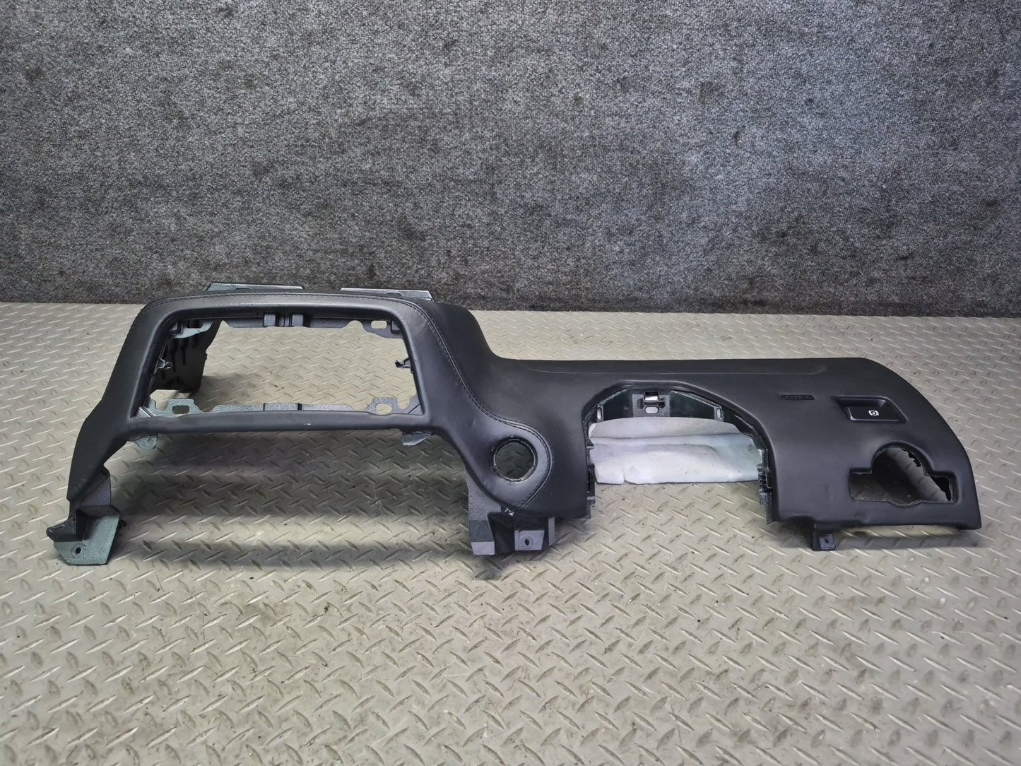 2012-2019 Mercedes X166 W166 ML GLE Front Left Driver Side Dash Lower Knee Panel