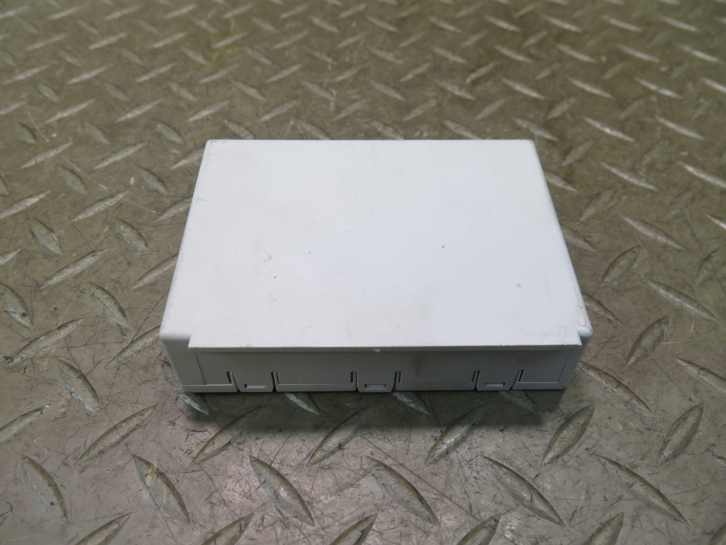 05-11 Mercedes R171 Slk-class Central Gateway Control Module 1715405045 OEM