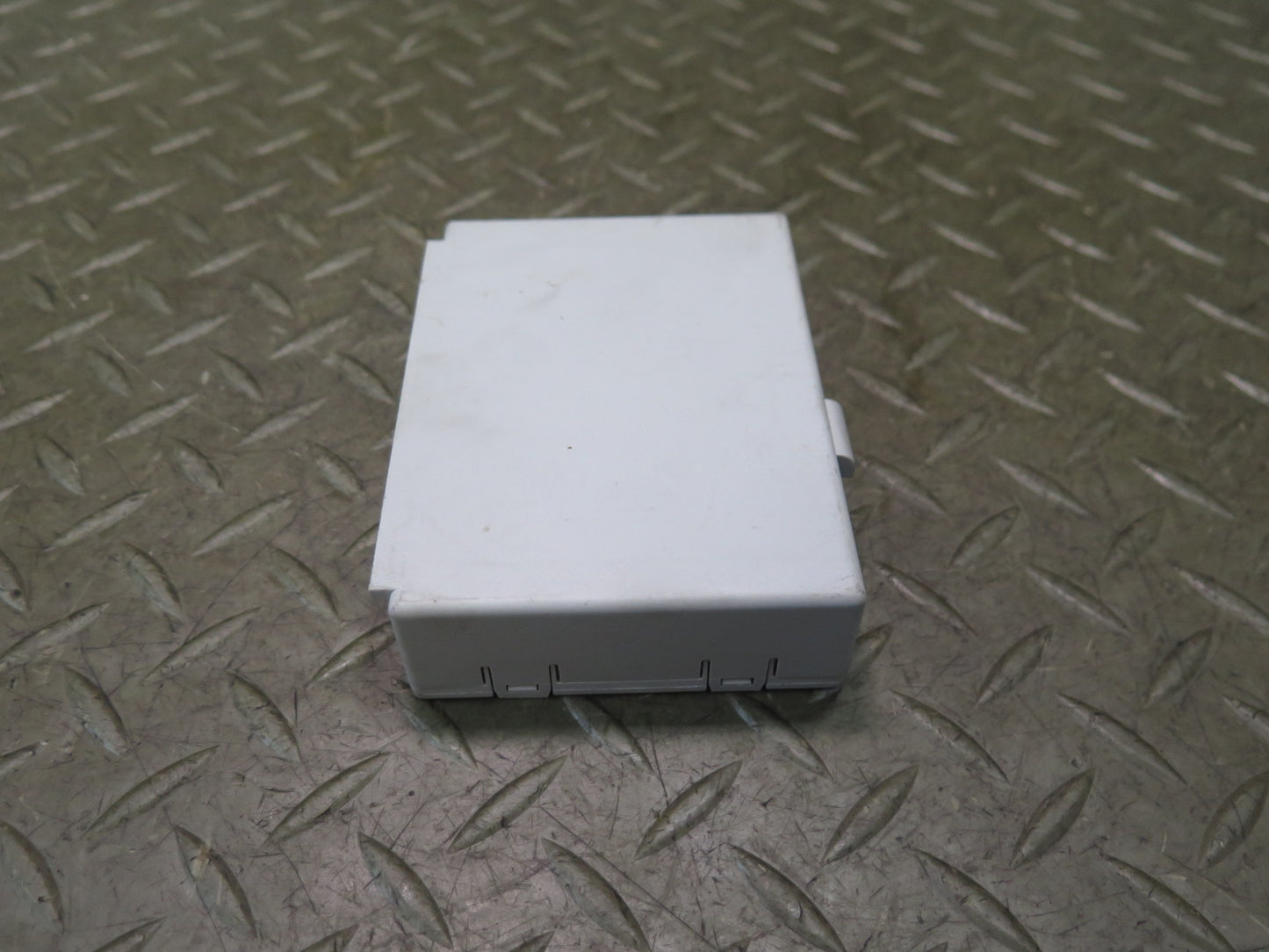 05-11 Mercedes R171 Slk-class Central Gateway Control Module 1715405045 OEM