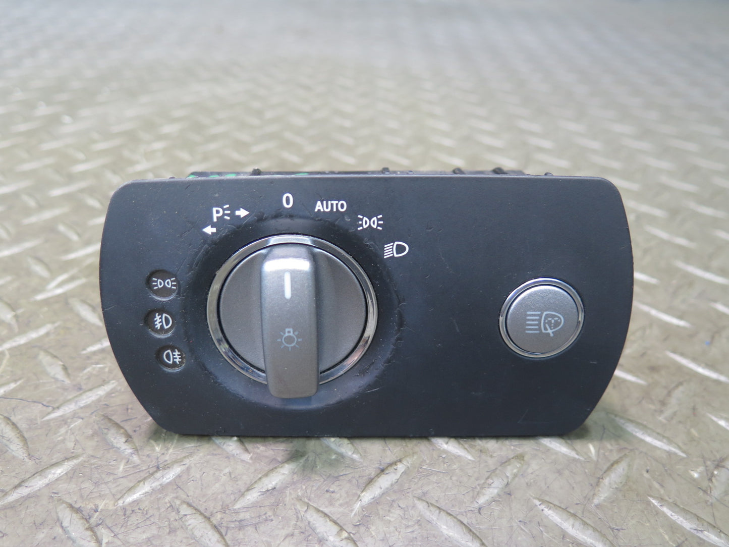 05-08 Mercedes R171 SLK Headlight Fog Light Lamp Control Switch 1715450304 OEM
