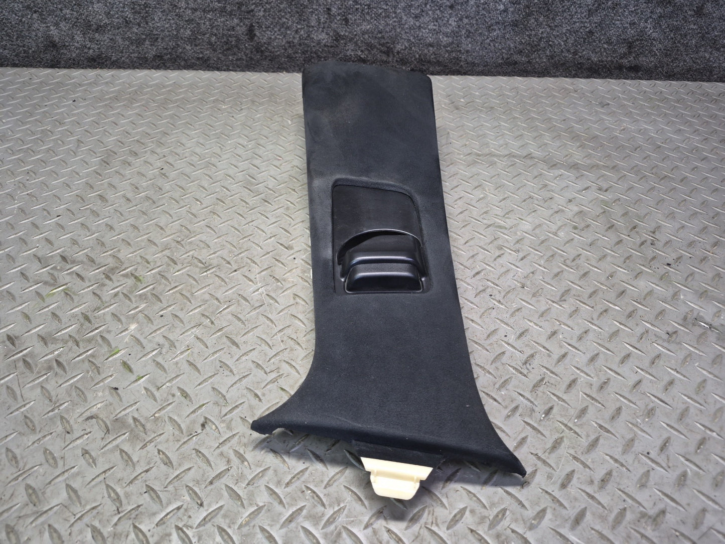 2012-2019 Mercedes X166 W166 ML GLE Left & Right B Pillar Upper Trim Cover Set