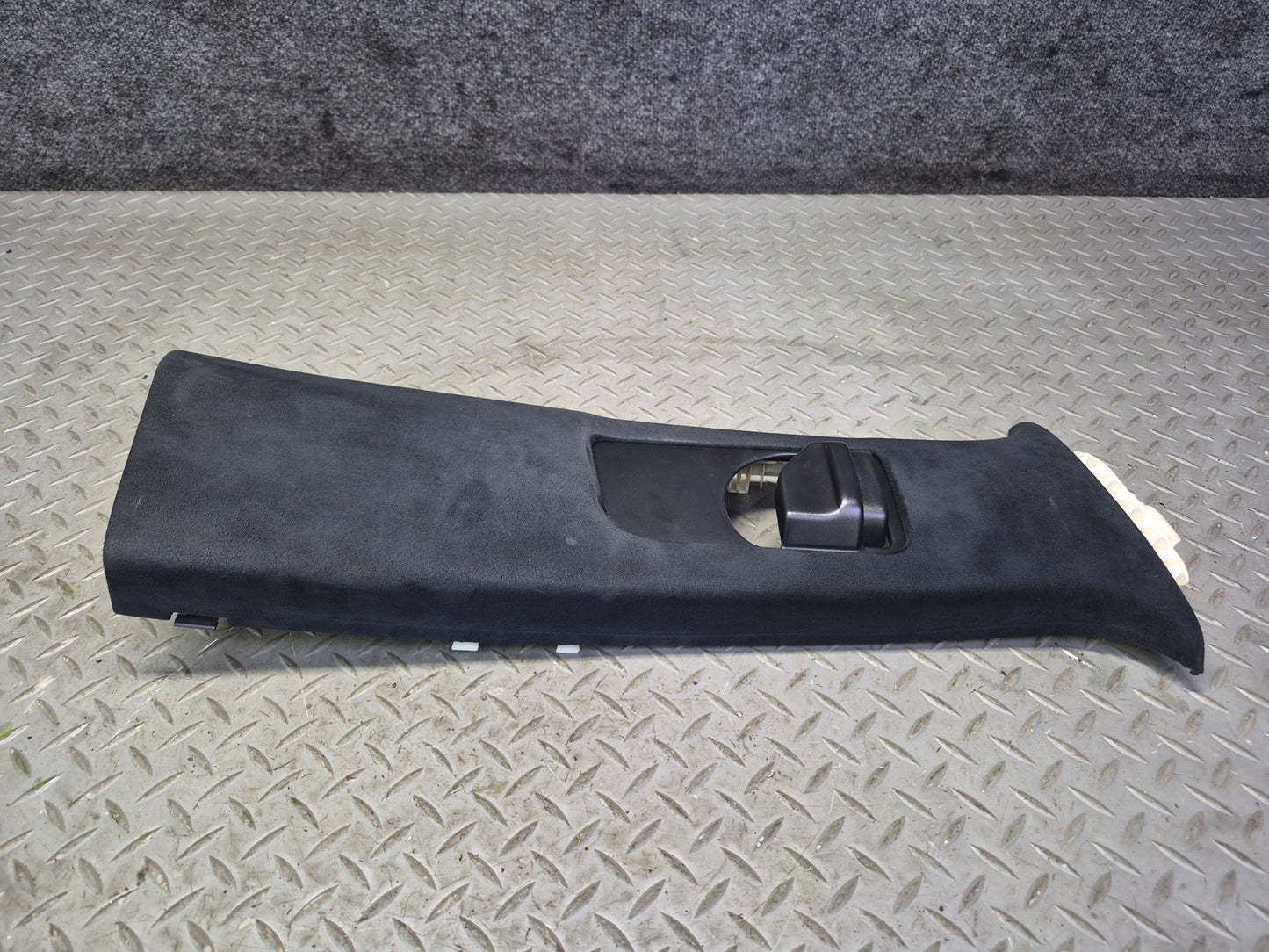 2012-2019 Mercedes X166 W166 ML GLE Left & Right B Pillar Upper Trim Cover Set