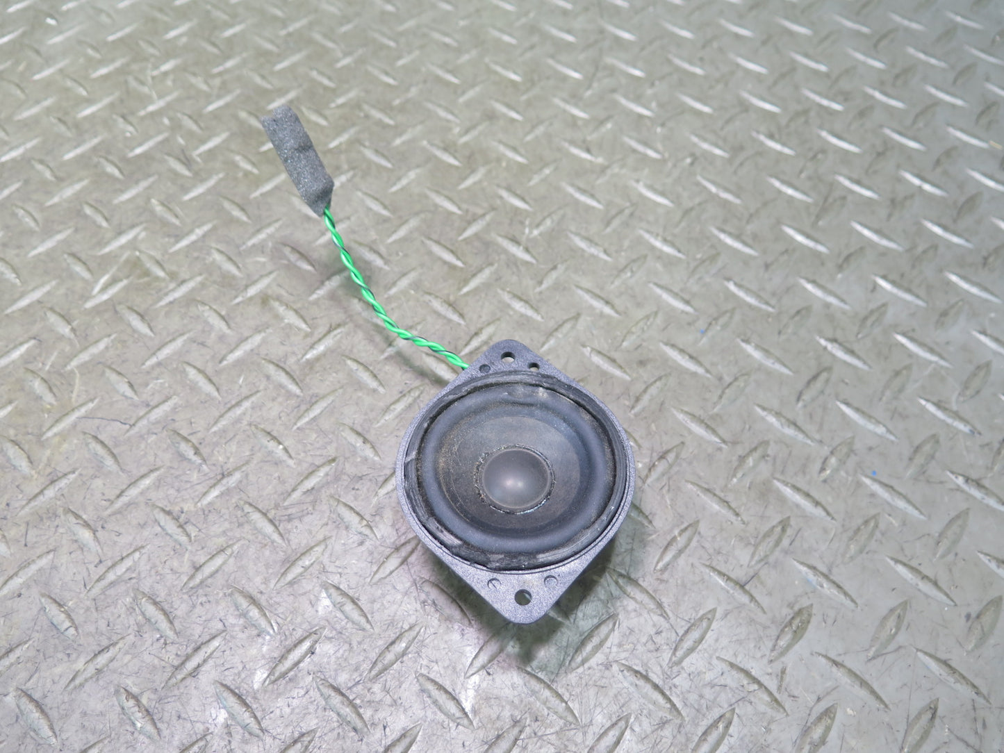 05-11 Mercedes R171 Slk-class Set of 2 Front Left & Right Tweeter Speaker OEM