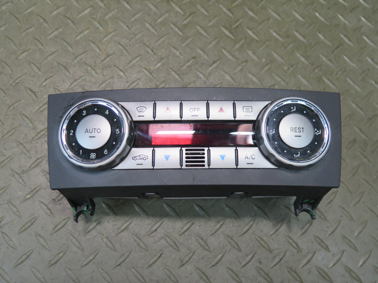 05-08 Mercedes R171 Slk-class A/C Heater Climate Control Switch 1718300685 Dmgd