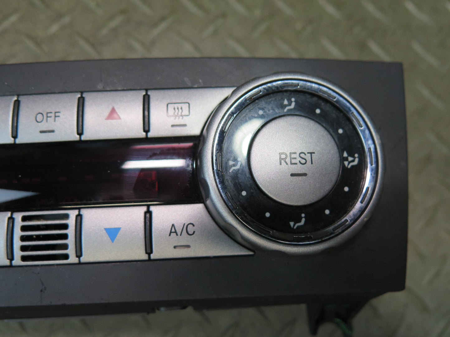 05-08 Mercedes R171 Slk-class A/C Heater Climate Control Switch 1718300685 Dmgd