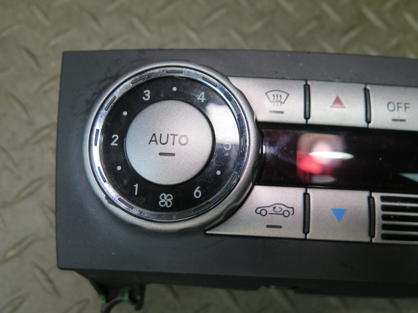 05-08 Mercedes R171 Slk-class A/C Heater Climate Control Switch 1718300685 Dmgd