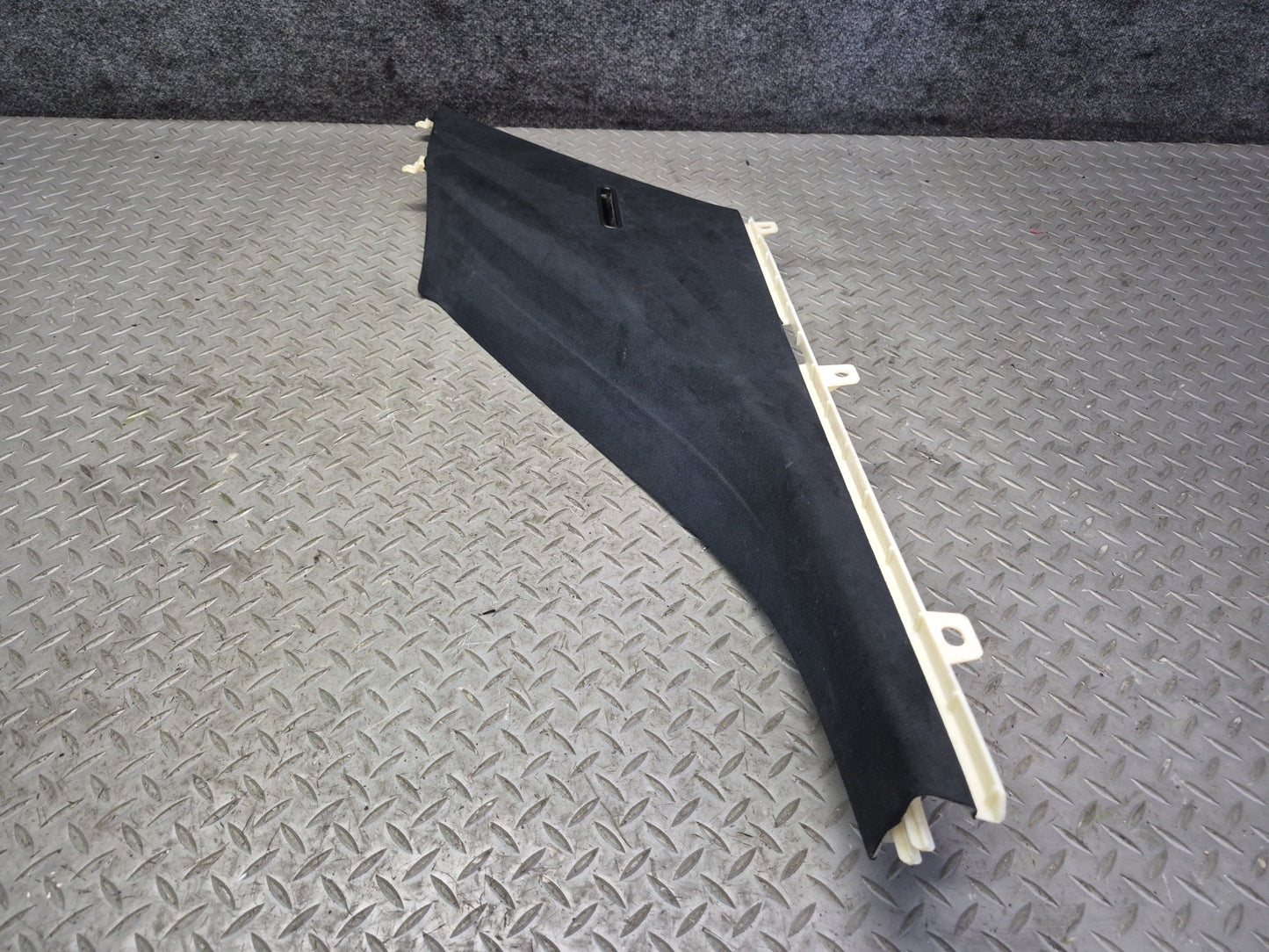 2012-2015 Mercedes X166 W166 ML Rear Left & Right C Pillar Upper Trim Cover Set