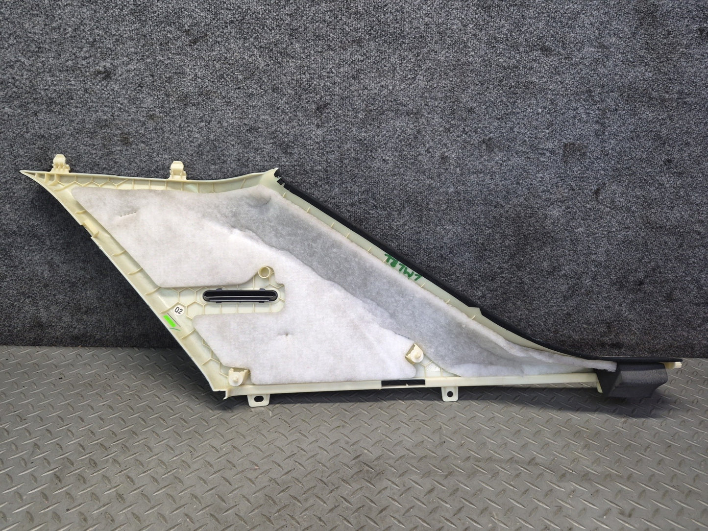 2012-2015 Mercedes X166 W166 ML Rear Left & Right C Pillar Upper Trim Cover Set