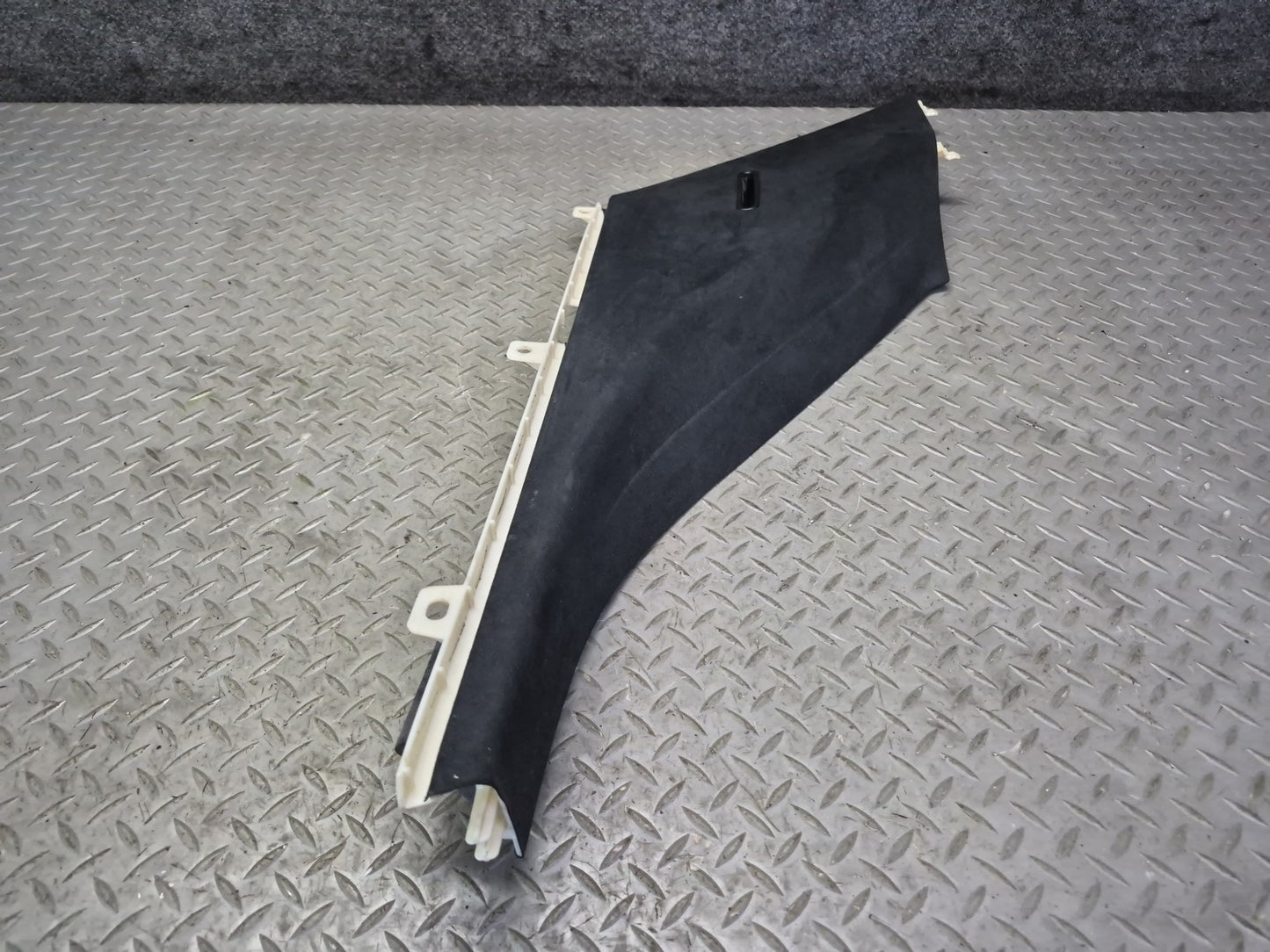 2012-2015 Mercedes X166 W166 ML Rear Left & Right C Pillar Upper Trim Cover Set